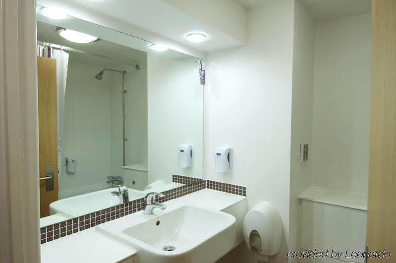 Premier Inn Manchester - Handforth Εξωτερικό φωτογραφία
